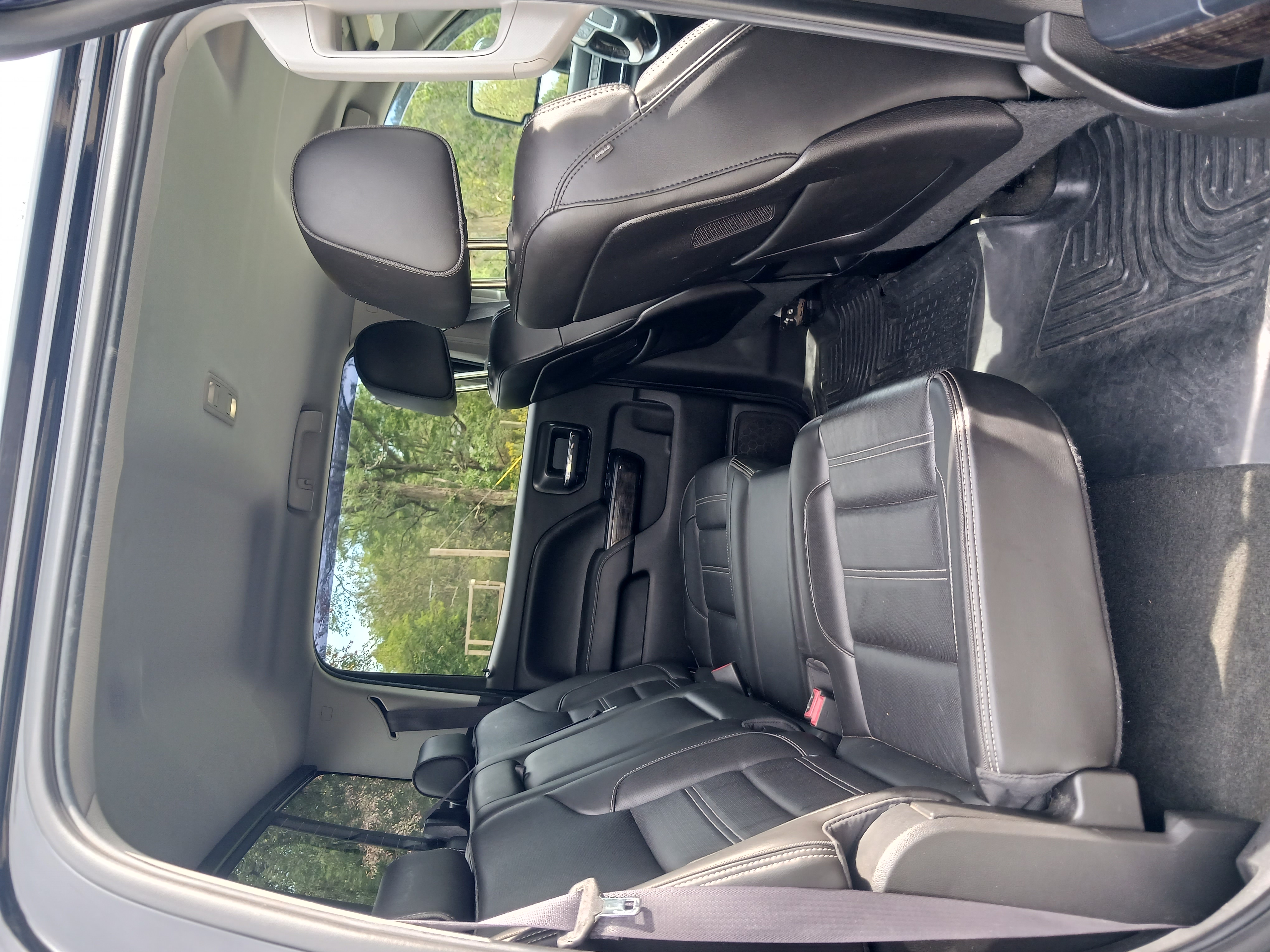 Used 2015 GMC Sierra 3500 Denali w/ Duramax Plus Package AWD/4WD image 15