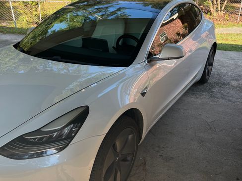 Used 2019 Tesla Model 3 Long Range RWD image 5