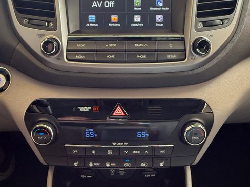 Used 2018 Hyundai Tucson Value FWD image 13