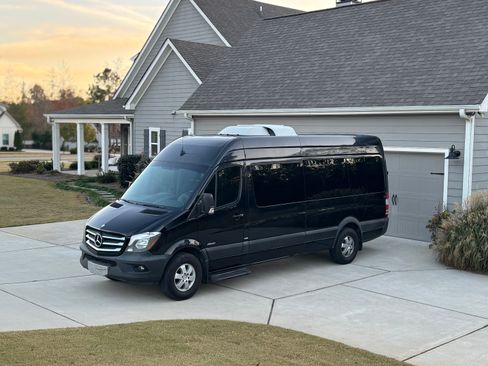 Used 2014 Mercedes-Benz Sprinter 2500 image 5