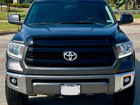 Used 2017 Toyota Tundra 1794 Edition AWD/4WD image 4