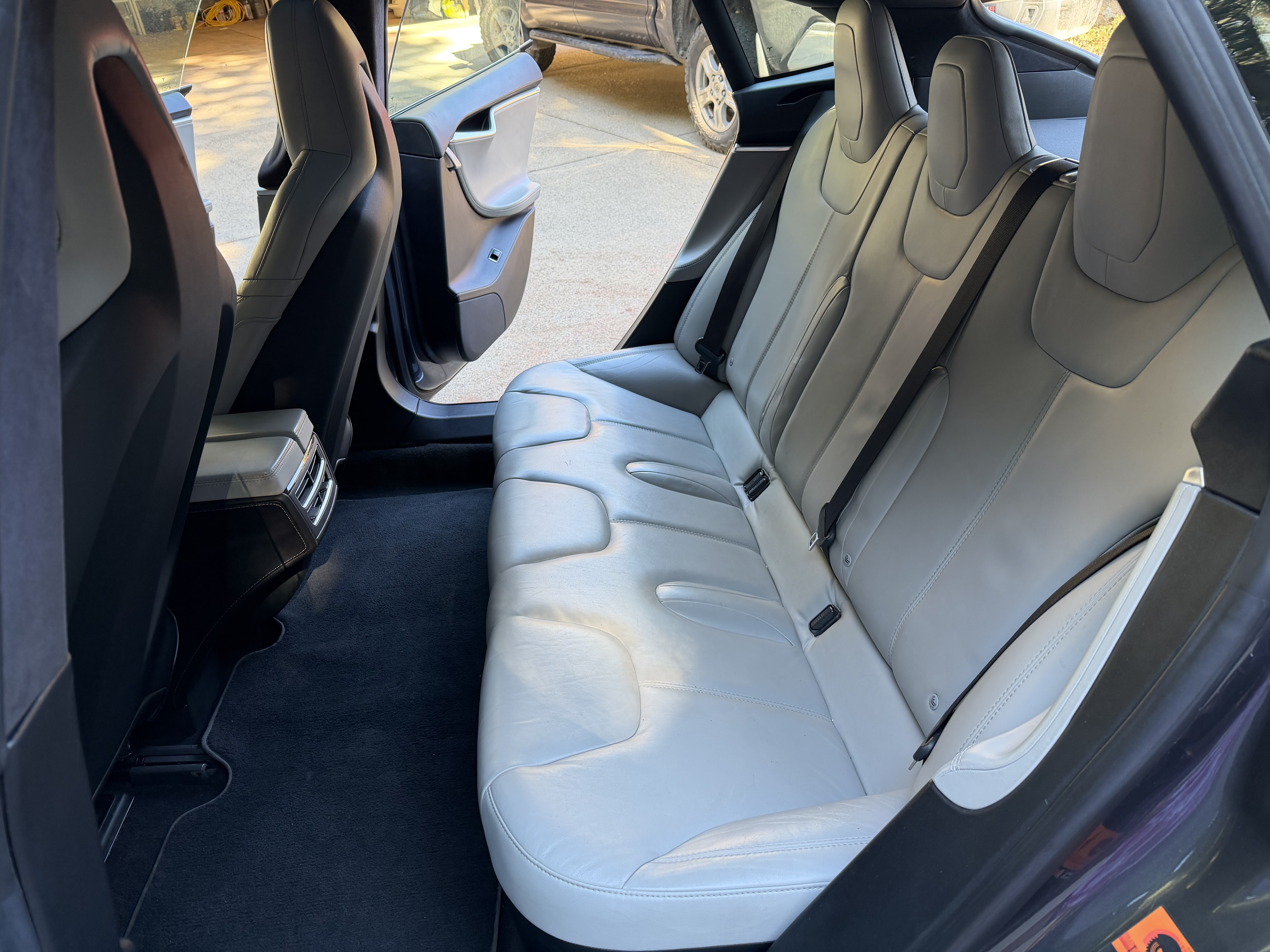Used 2016 Tesla Model S 90D AWD/4WD image 4