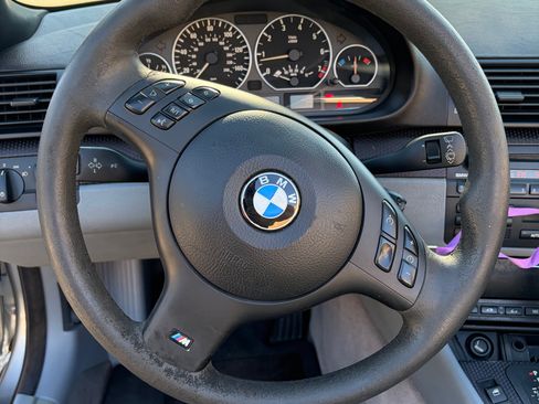 Used 2005 BMW 330Ci Convertible image 14