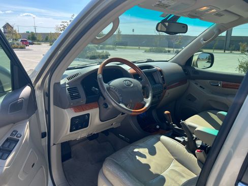 Used 2003 Lexus GX 470 image 10