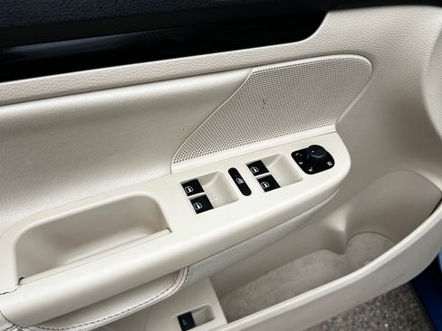 Used 2013 Volkswagen Jetta SE image 12