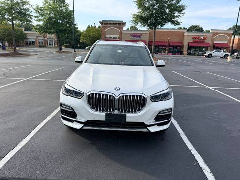 Used 2021 BMW X5 xDrive40i w/ Executive Package AWD/4WD image 1