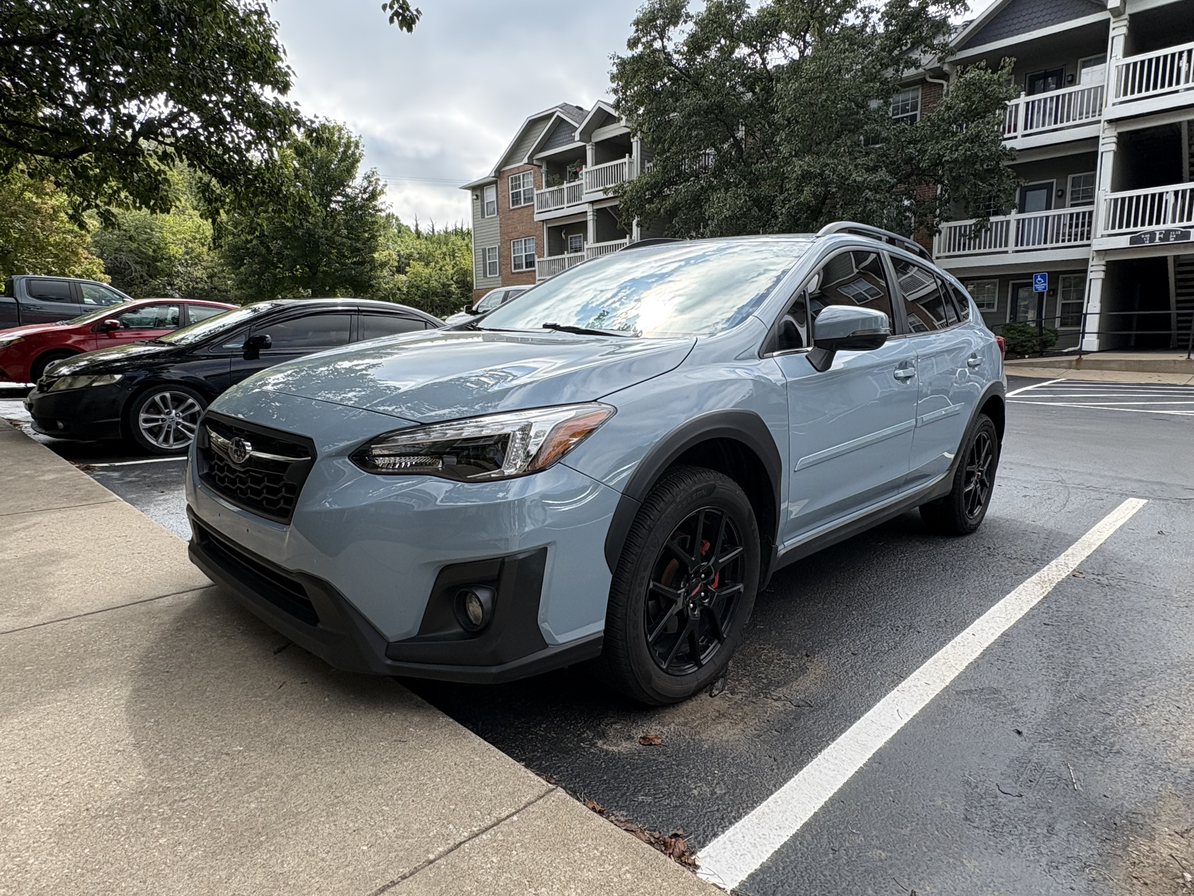 Used 2019 Subaru Crosstrek 2.0i Limited w/ Moonroof Package w/Navigation AWD/4WD image 2