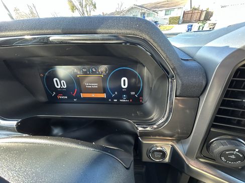 Used 2023 Ford F150 Lariat w/ Equipment Group 502A High image 8