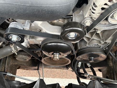 Used 2011 Chevrolet Silverado 1500 LT w/ Interior Plus Package image 24