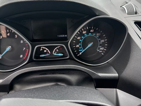 Used 2015 Ford Escape SE w/ SE Chrome Package image 8