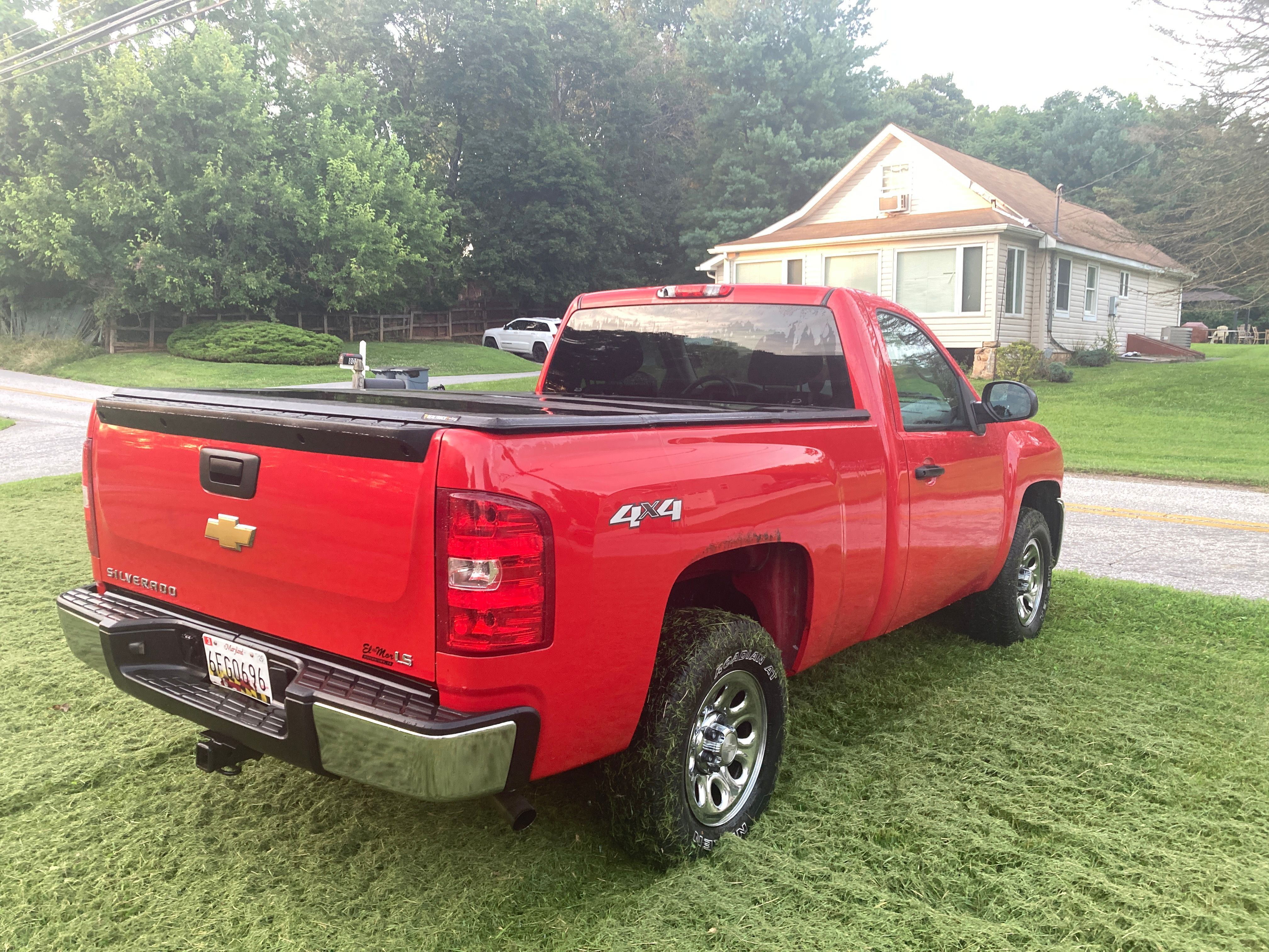 Used 2013 Chevrolet Silverado 1500 W/T w/ LS Package AWD/4WD image 8