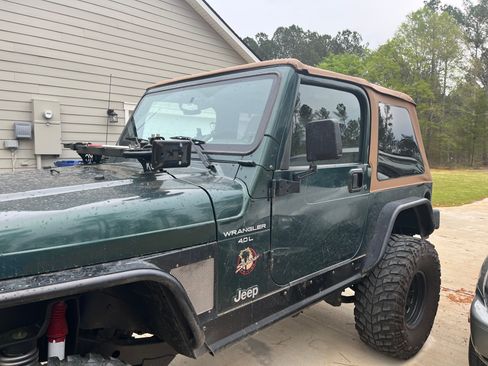 Used 1999 Jeep Wrangler Sahara image 6