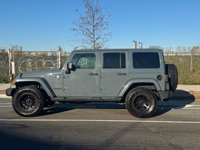 Used 2014 Jeep Wrangler Unlimited Sahara w/ Dual Top Group