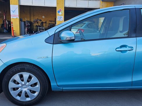 Used 2014 Toyota Prius C One image 8
