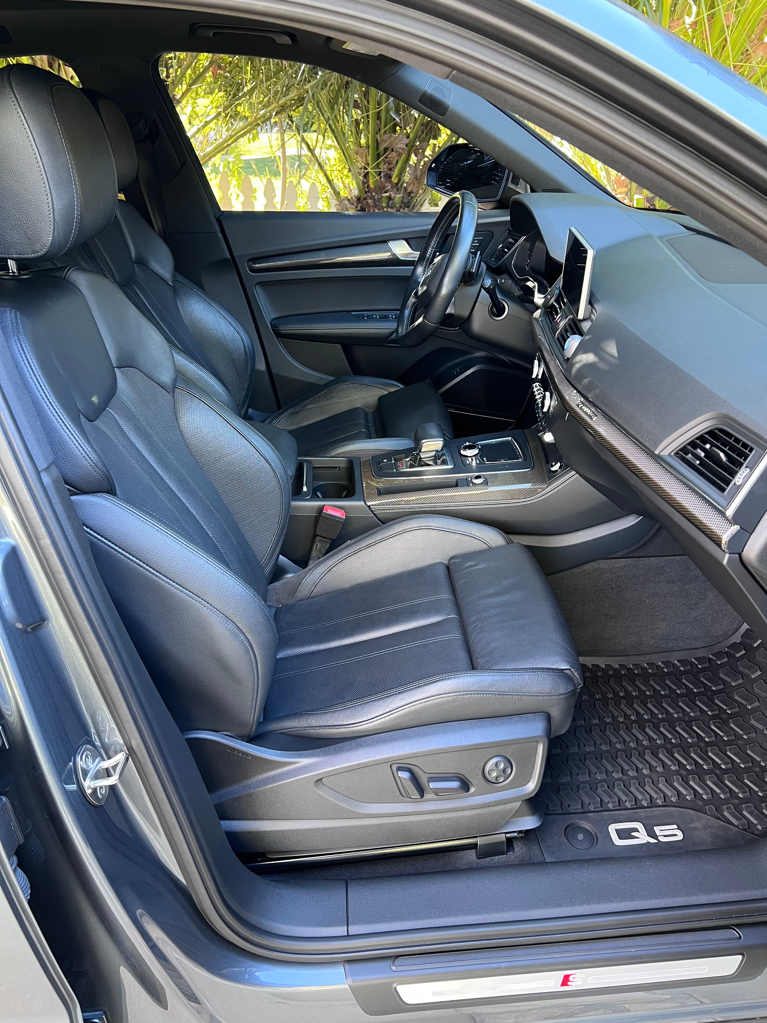 Used 2018 Audi SQ5 Premium Plus AWD/4WD image 22