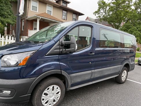 Used 2022 Ford E-Transit Low Roof image 13