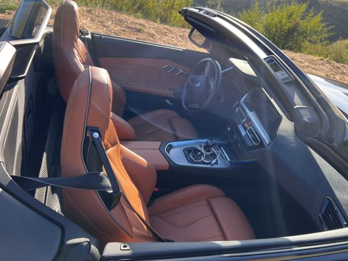 Used 2020 BMW Z4 M40i w/ Driving Assistance Package RWD image 4