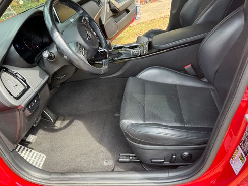 Used 2020 Kia Stinger GT-Line w/ Sun & Sound Package image 29