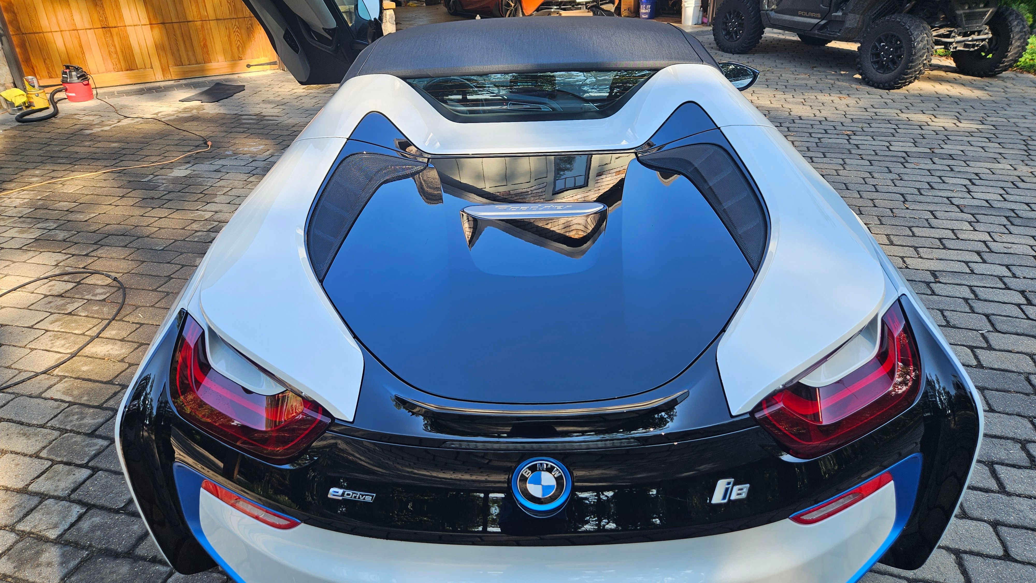 Used 2019 BMW i8 Roadster AWD/4WD image 5