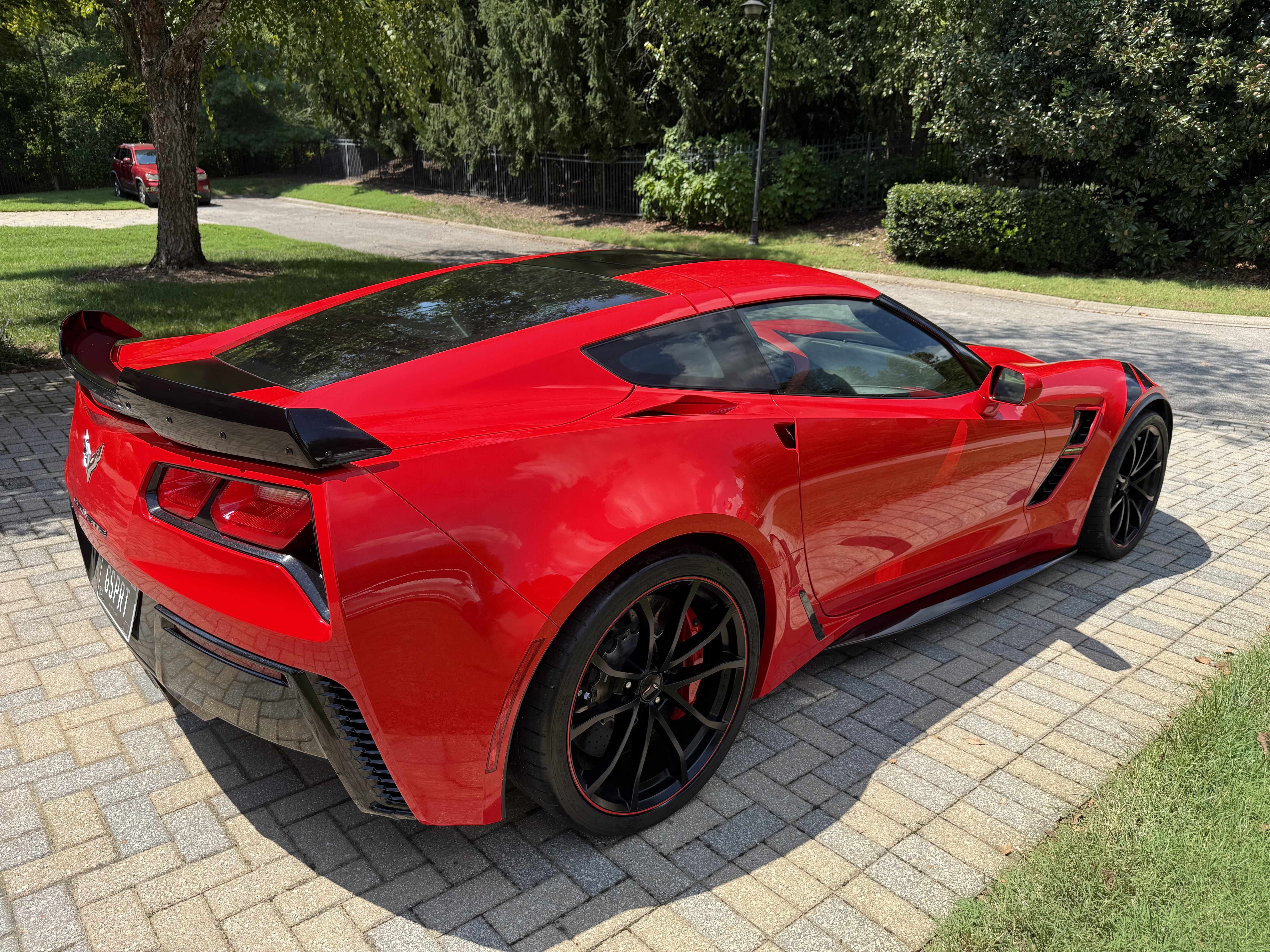 Used 2019 Chevrolet Corvette Grand Sport w/ Z07 Performance Package RWD image 6
