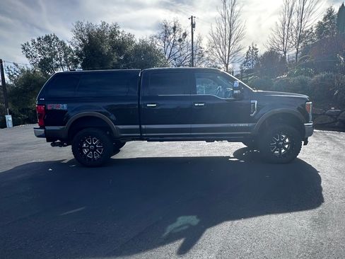 Used 2017 Ford F250 King Ranch w/ King Ranch Ultimate Package image 9