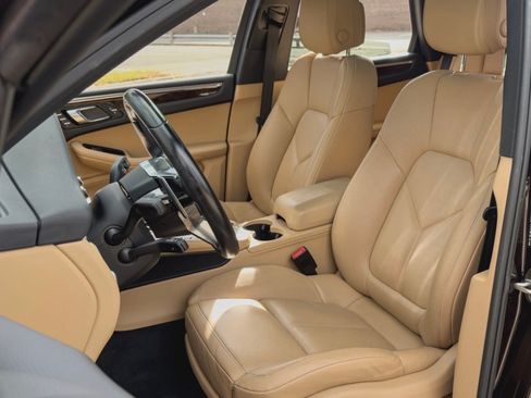 Used 2018 Porsche Macan Sport Edition image 20