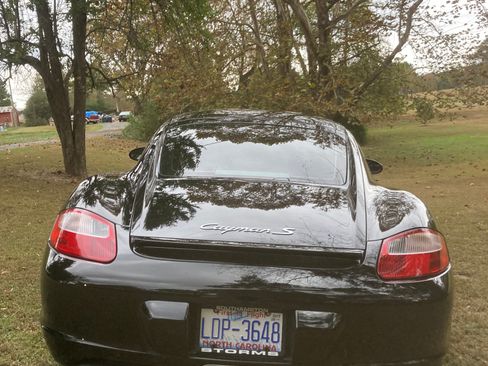 Used 2007 Porsche Cayman S image 9