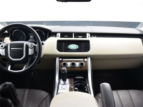 Used 2014 Land Rover Range Rover Sport HSE image 13
