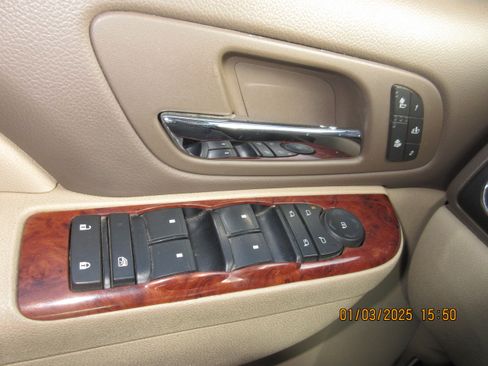 Used 2012 Chevrolet Silverado 1500 LTZ w/ LTZ White Diamond Edition image 27