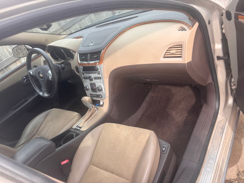 Used 2010 Chevrolet Malibu LT FWD image 14