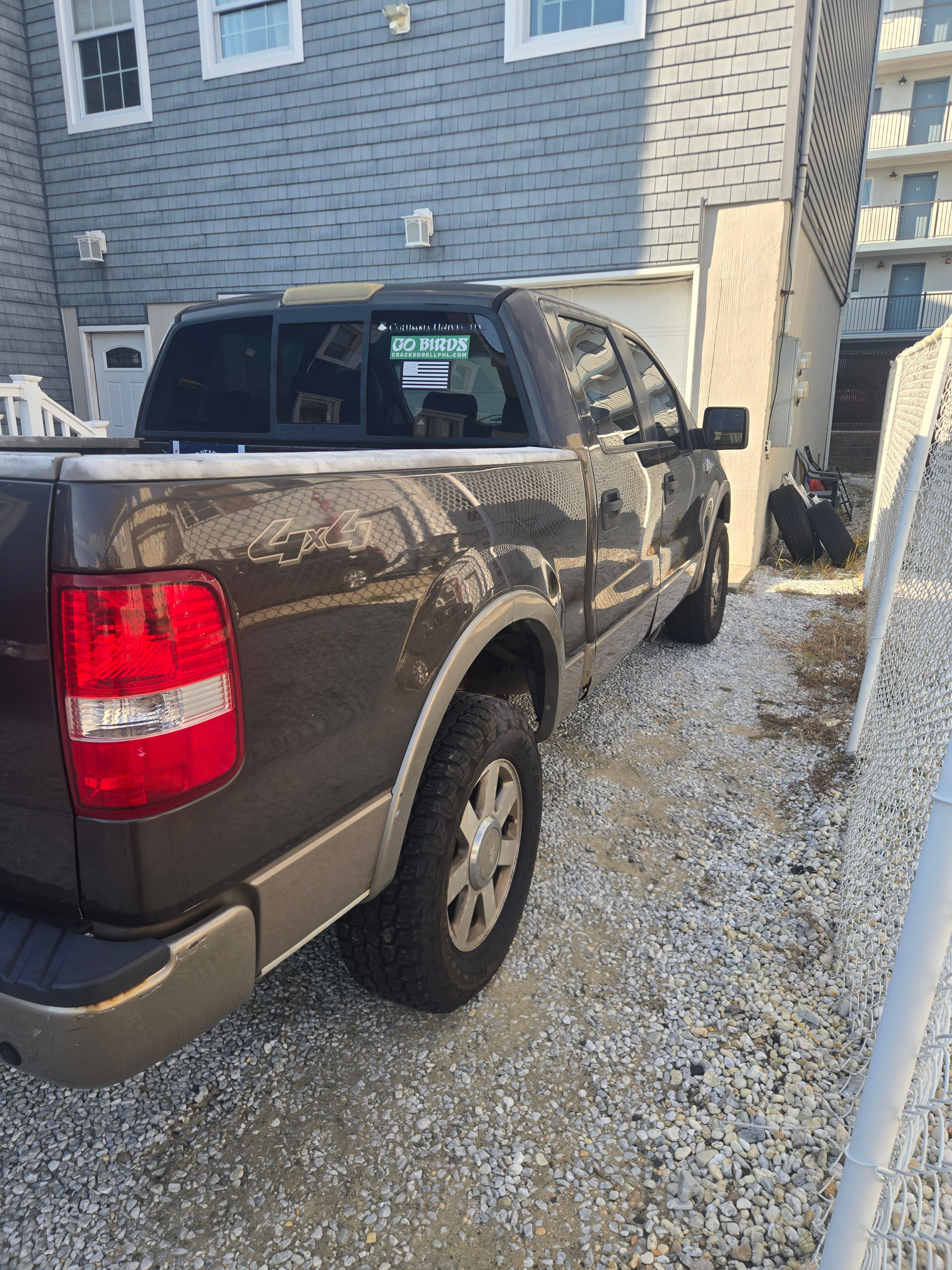 Used 2005 Ford F150 King Ranch AWD/4WD image 2