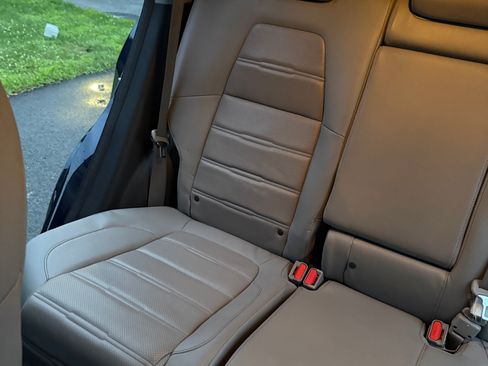 Used 2017 Honda CR-V Touring image 19