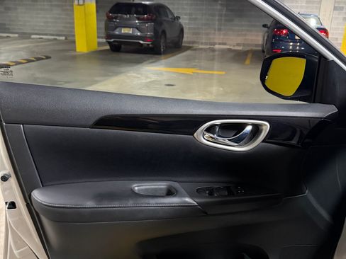 Used 2018 Nissan Sentra SV image 15