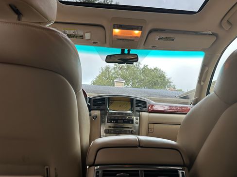 Used 2010 Lexus LX 570 4WD image 14