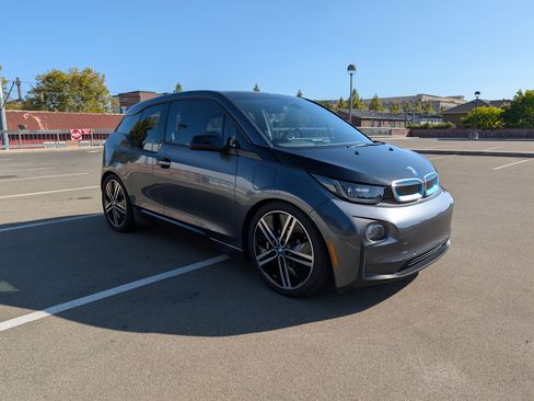 Used 2017 BMW i3 w/ Range Extender image 5