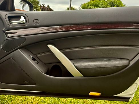 Used 2011 INFINITI G37 Sport w/ Premium Pkg image 13