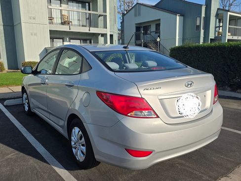 Used 2015 Hyundai Accent GLS image 5