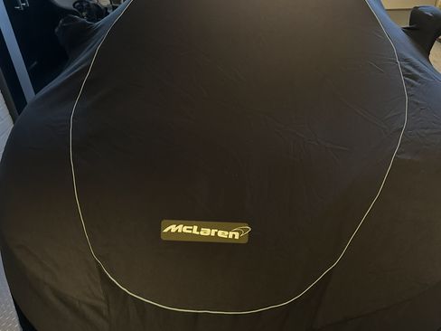 Used 2018 McLaren 570S Spider RWD image 2