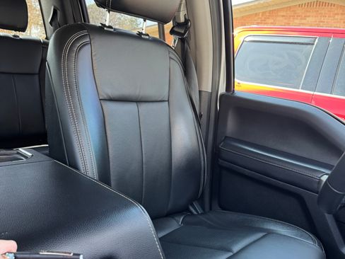 Used 2021 Ford F250 Lariat w/ Tremor Off-Road Package image 6