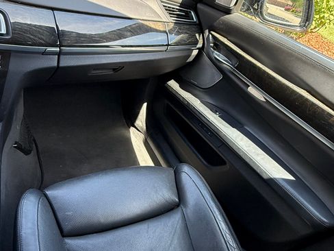 Used 2014 BMW ALPINA B7 RWD image 13