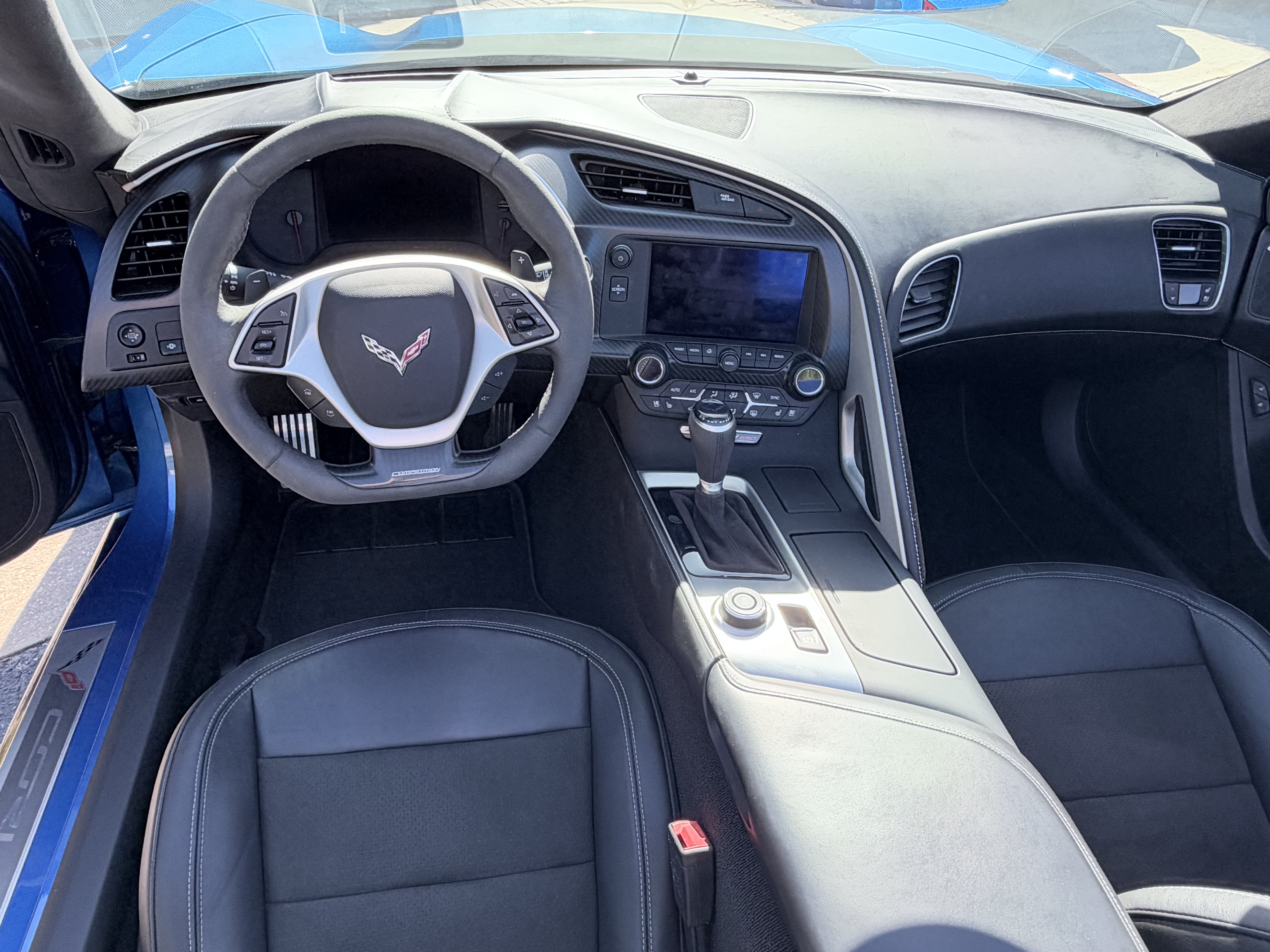 Used 2016 Chevrolet Corvette Z06 w/ 3LZ Preferred Equipment Group RWD image 16