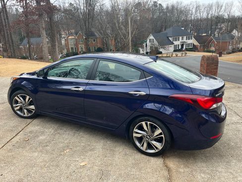 Used 2014 Hyundai Elantra Limited w/ Option Group 03 image 12