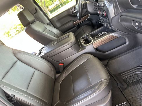Used 2020 Chevrolet Silverado 1500 LT Trail Boss AWD/4WD image 14