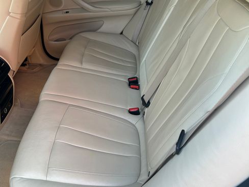 Used 2015 BMW X5 xDrive50i image 22