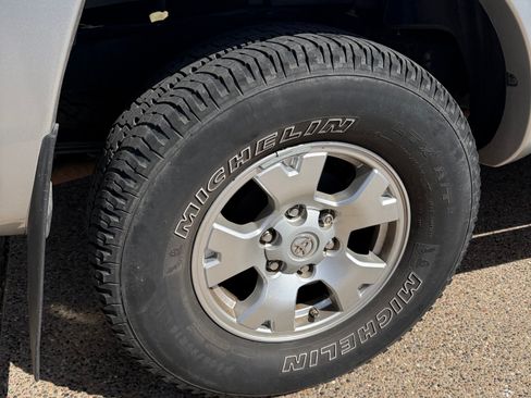 Used 2009 Toyota Tacoma 4x4 Double Cab image 18