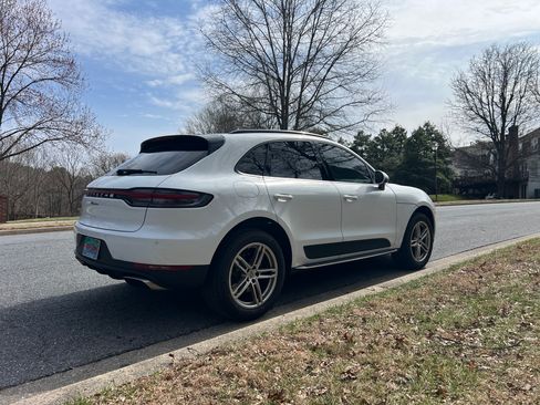 Used 2020 Porsche Macan image 8