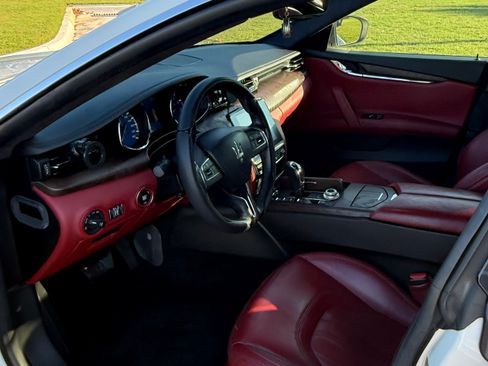 Used 2018 Maserati Quattroporte S GranLusso image 6