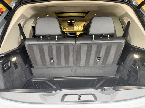 Used 2023 BMW X7 xDrive40i w/ Premium Package image 5