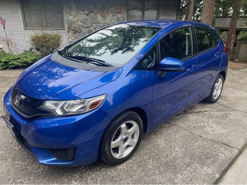 Used 2015 Honda Fit LX image 2