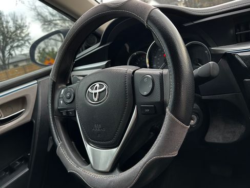Used 2014 Toyota Corolla LE image 27